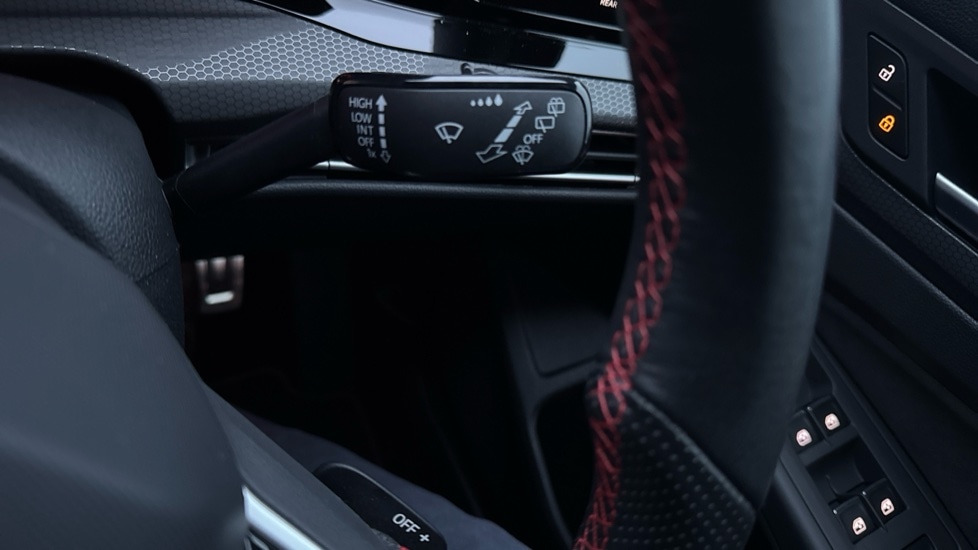 Used Volkswagen Golf 2024 for sale - 77036032: Photo 25