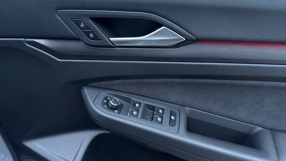 Used Volkswagen Golf 2024 for sale - 77036032: Photo 38