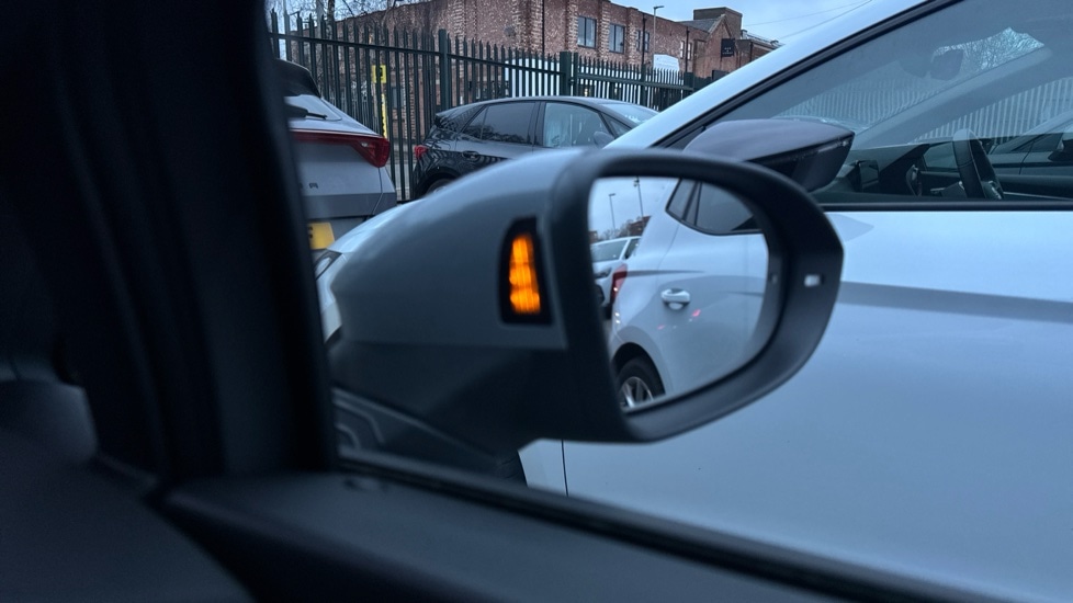 Used Volkswagen Golf 2024 for sale - 77036032: Photo 50