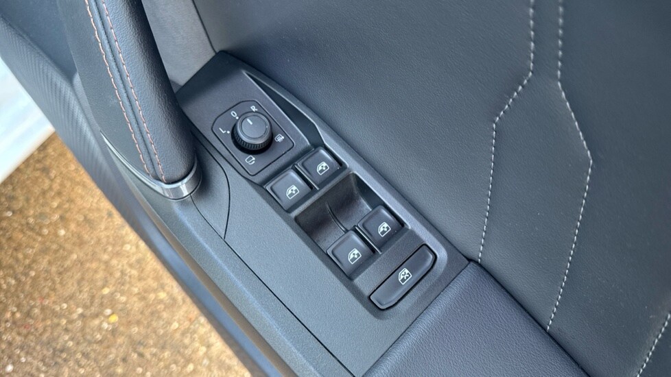 Used Cupra Leon 2024 for sale - 76400760: Photo 36