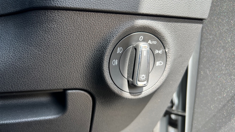 Used Skoda Karoq 2024 for sale - 76350729: Photo 26