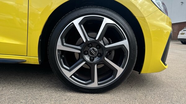Used Audi A1 2020 for sale - 76099998: Photo 20