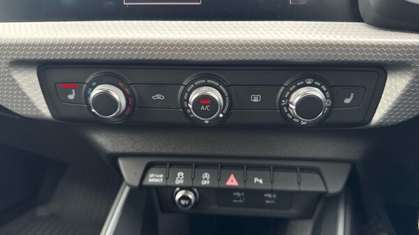 Used Audi A1 2020 for sale - 76099998: Photo 28