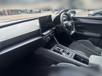 Used Cupra Leon 2025 for sale - 75996990: Photo 2