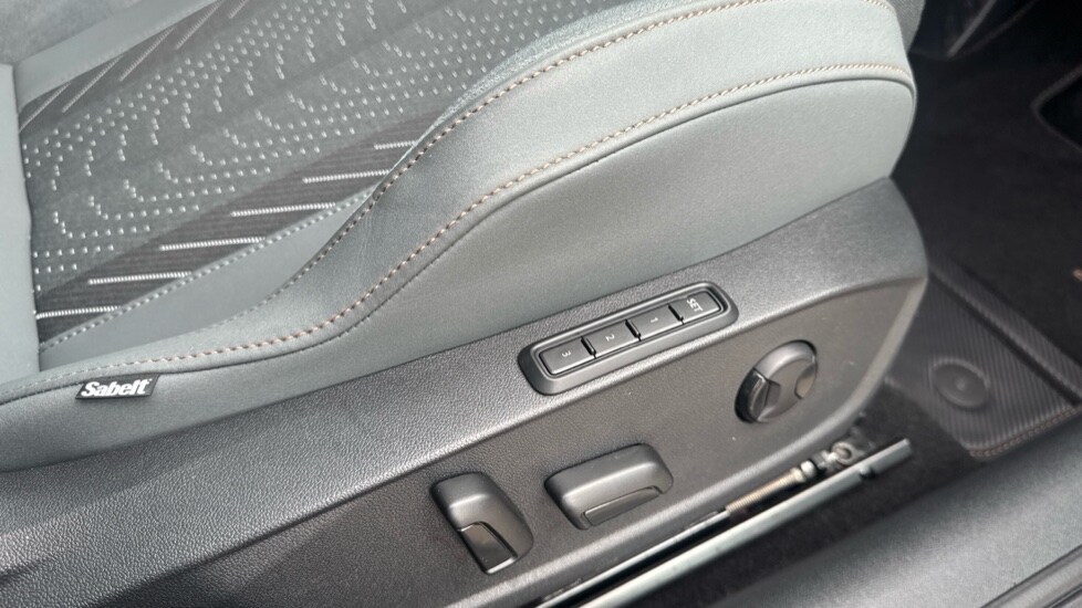 Used Cupra Leon 2025 for sale - 75996990: Photo 45