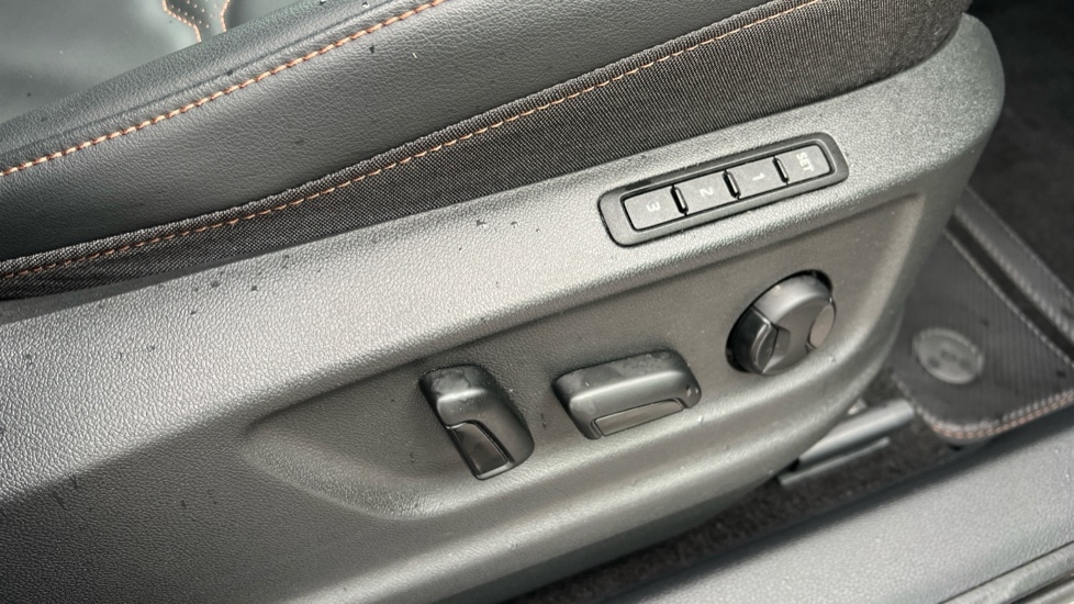 Used Cupra Ateca 2025 for sale - 76466515: Photo 39