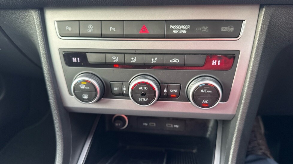 Used SEAT Ateca 2024 for sale - 76817823: Photo 30