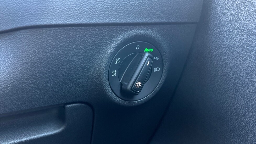 Used Skoda Karoq 2025 for sale - 76475085: Photo 22