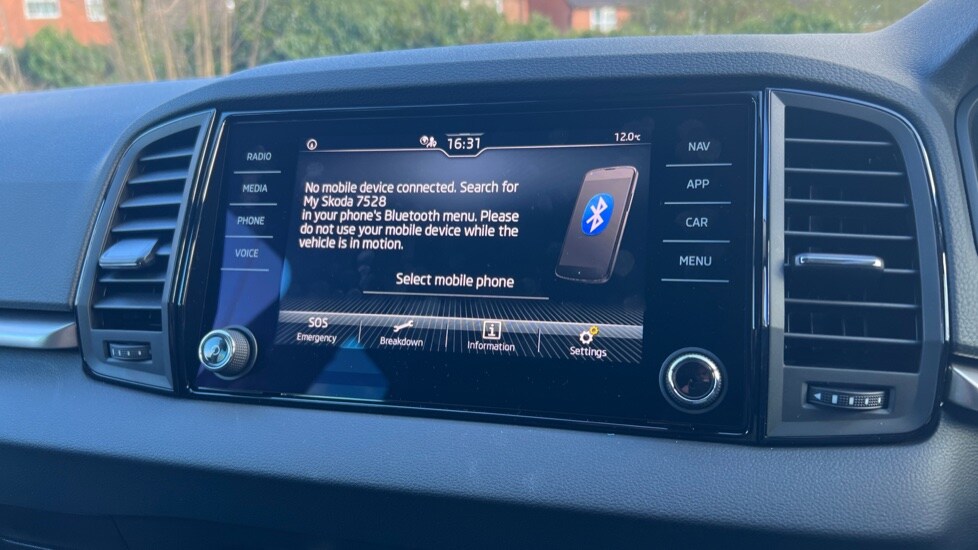 Used Skoda Karoq 2025 for sale - 76475085: Photo 24