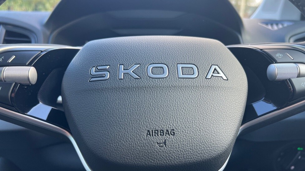 Used Skoda Karoq 2025 for sale - 76475085: Photo 28