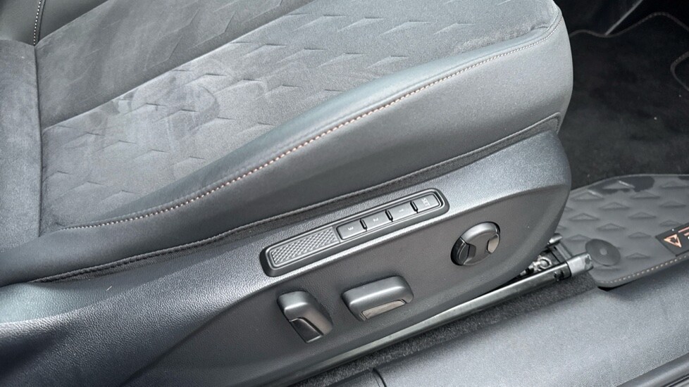 Used Cupra Terramar 2025 for sale - 76881828: Photo 38