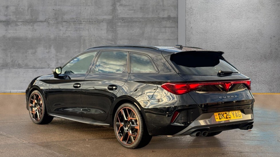 Used Cupra Leon 2025 for sale - 76593742: Photo 3