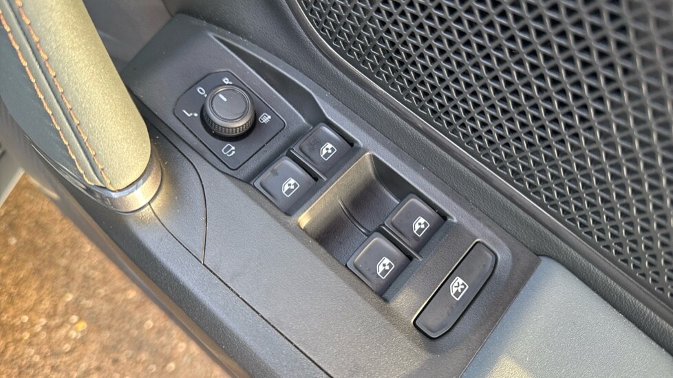 Used Cupra Leon 2025 for sale - 76593742: Photo 40