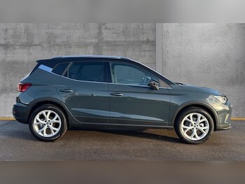 Used SEAT Arona 2025 for sale - 76834860: Photo