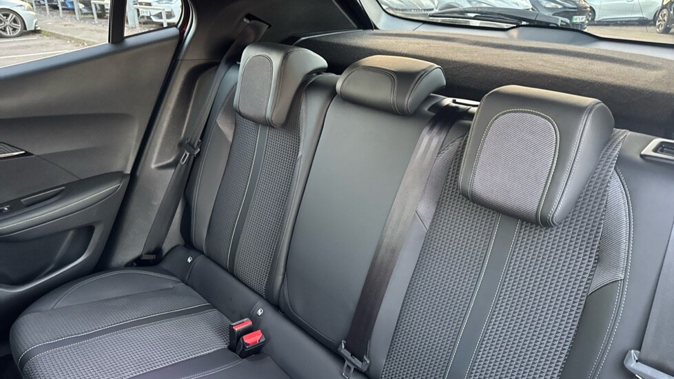 Used Peugeot 2008 2020 for sale - 76563670: Photo 14