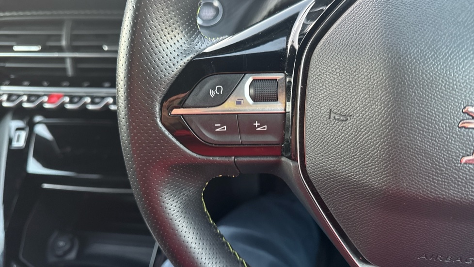 Used Peugeot 2008 2020 for sale - 76563670: Photo 24