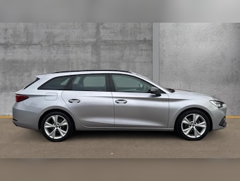 Used SEAT Leon 2023 for sale - 76390047: Photo