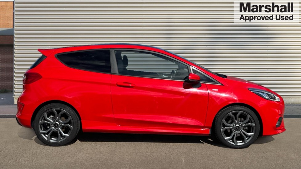 Used Ford Fiesta 2017 for sale - 76434668: Photo 2