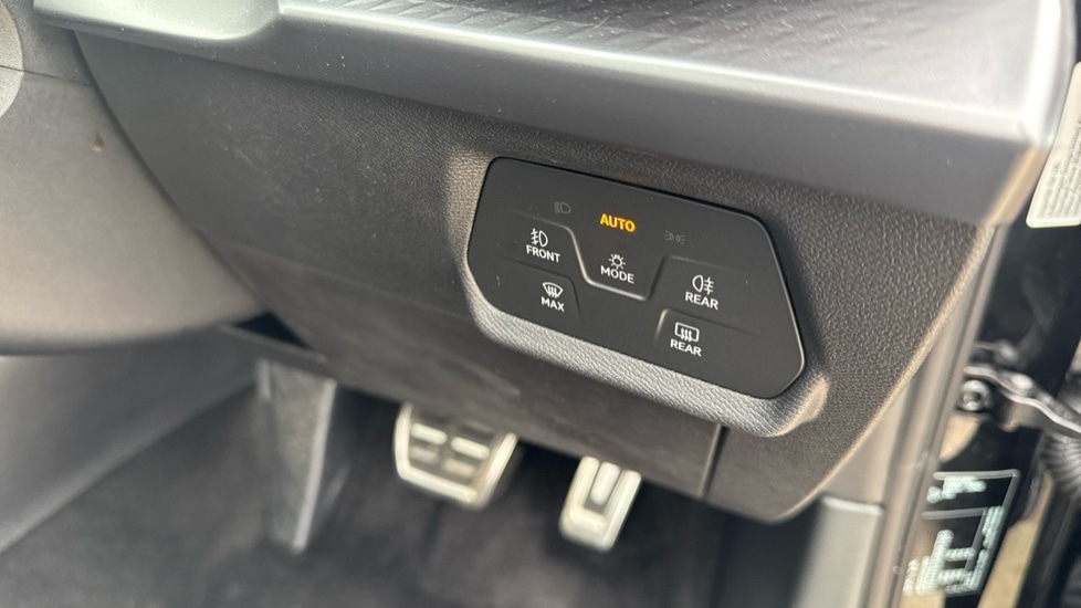 Used Cupra Leon 2025 for sale - 76400793: Photo 44