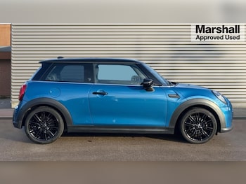 Used MINI Hatch 2022 for sale - 76609549: Photo