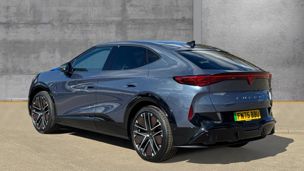 Used Cupra Tavascan 2025 for sale - 76154616: Photo 3