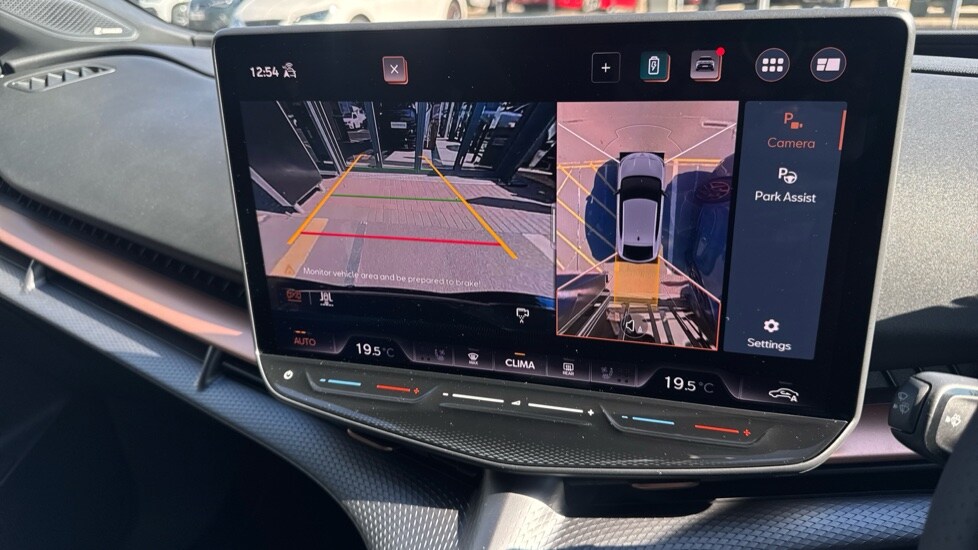 Used Cupra Tavascan 2025 for sale - 76154616: Photo 31