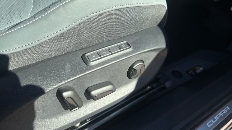 Used Cupra Tavascan 2025 for sale - 76154616: Photo 38