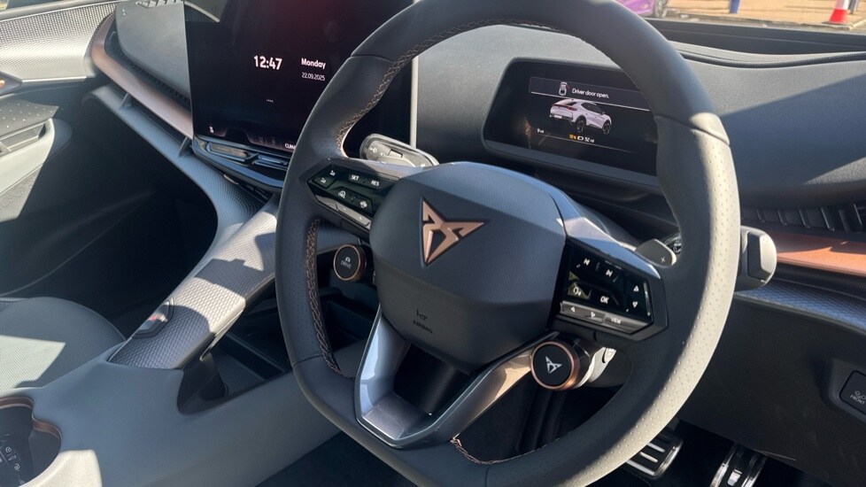 Used Cupra Tavascan 2025 for sale - 76154616: Photo 40