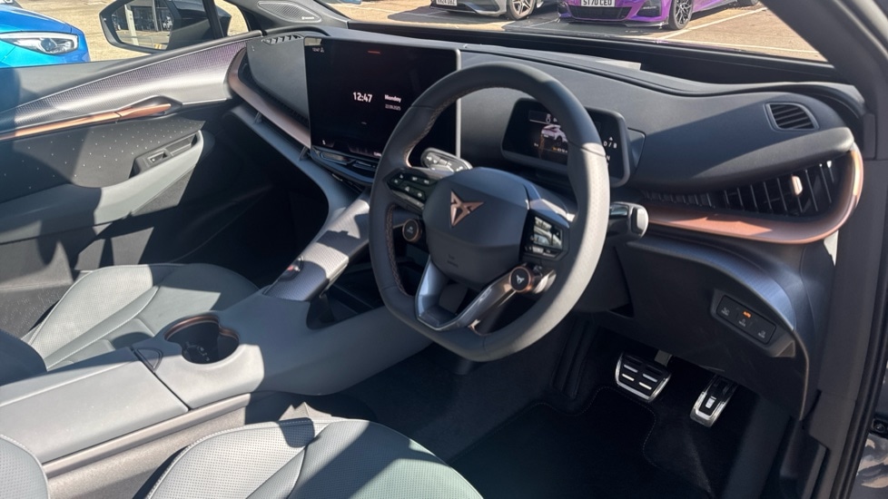 Used Cupra Tavascan 2025 for sale - 76154616: Photo 6