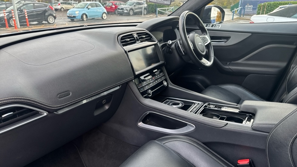 Used Jaguar F-Pace 2020 for sale - 76447240: Photo 10
