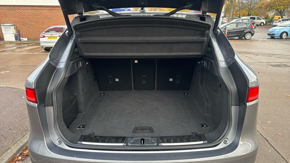 Used Jaguar F-Pace 2020 for sale - 76447240: Photo 15
