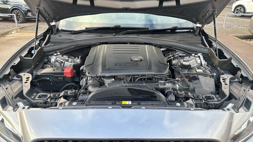 Used Jaguar F-Pace 2020 for sale - 76447240: Photo 16