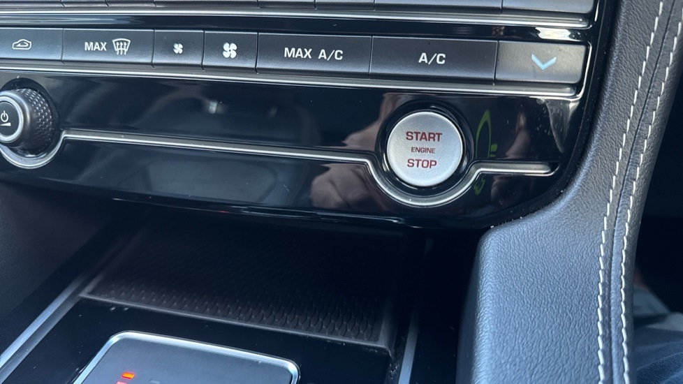 Used Jaguar F-Pace 2020 for sale - 76447240: Photo 43