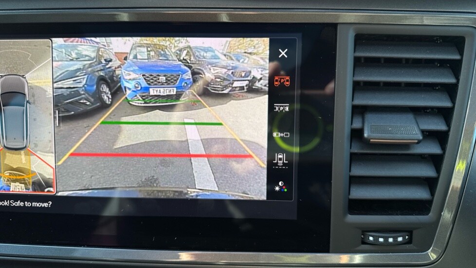 Used Cupra Ateca 2025 for sale - 76332157: Photo 32