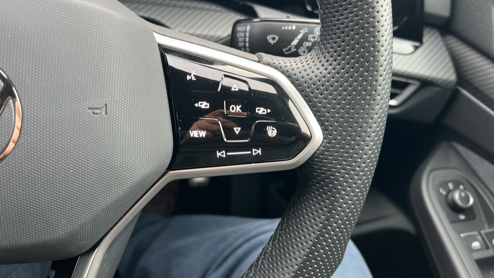 Used Volkswagen Golf 2024 for sale - 76580284: Photo 23