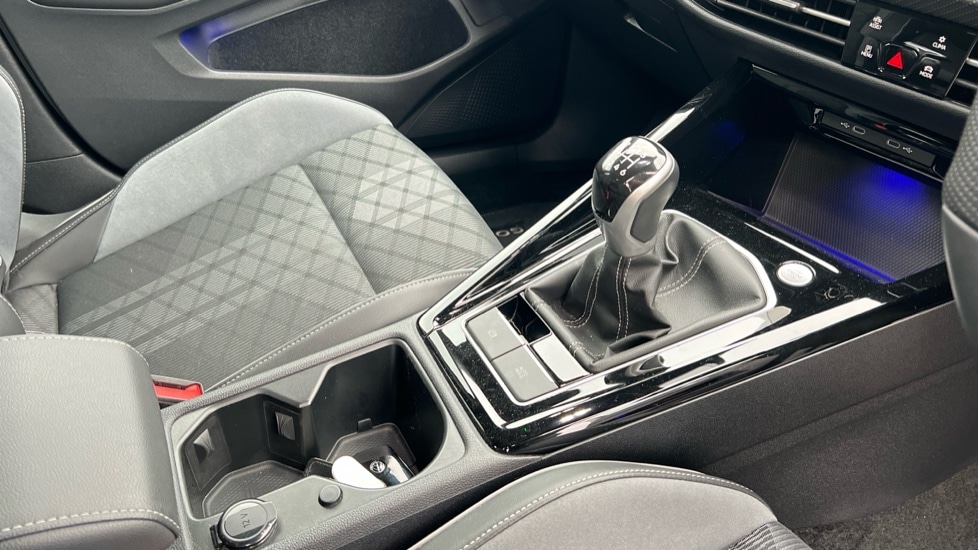 Used Volkswagen Golf 2024 for sale - 76580284: Photo 38