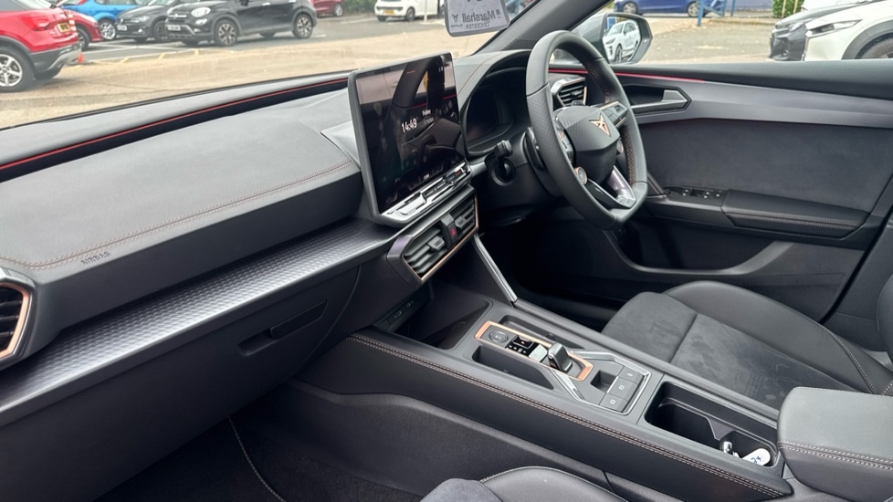 Used Cupra Leon 2025 for sale - 76501420: Photo 2