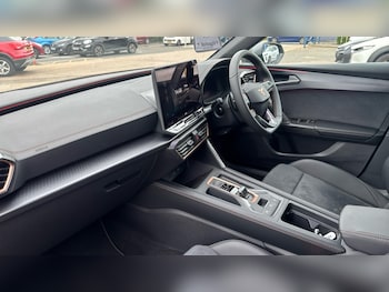 Used Cupra Leon 2025 for sale - 76501420: Photo