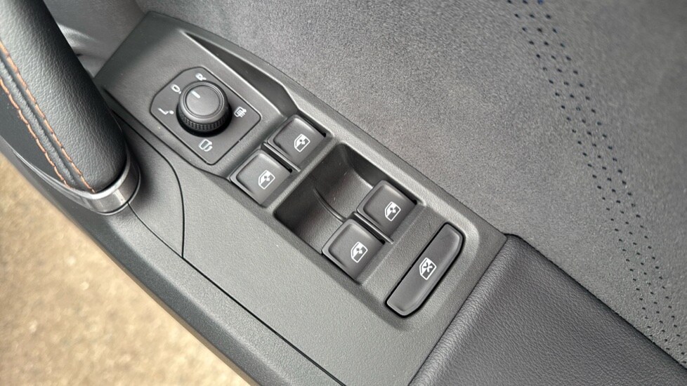 Used Cupra Leon 2025 for sale - 76501420: Photo 39