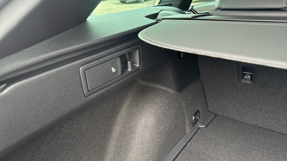 Used Cupra Leon 2025 for sale - 76501420: Photo 47