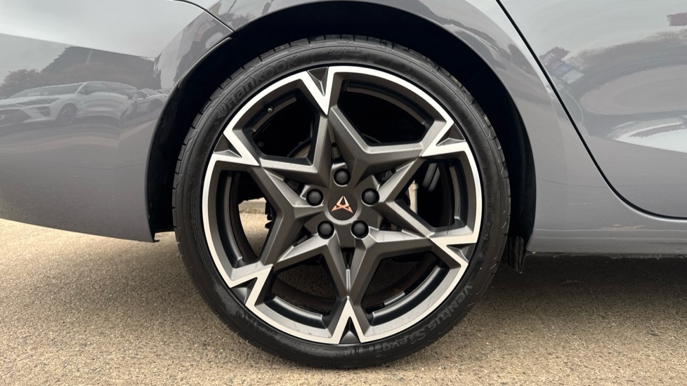 Used Cupra Leon 2025 for sale - 76501420: Photo 5