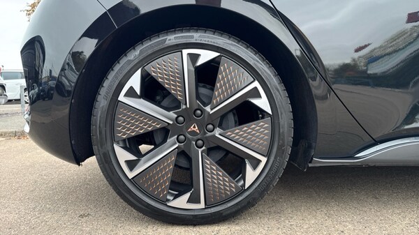 Used Cupra Born 2024 for sale - 76276784: Photo 5