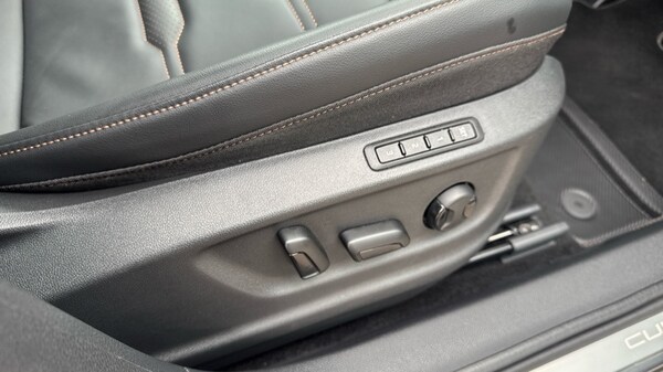Used Cupra Ateca 2025 for sale - 76302217: Photo 45