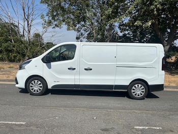 Used Renault Trafic 2017 for sale - 79401215: Photo