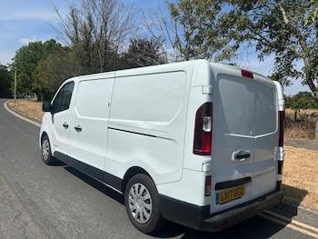 Used Renault Trafic 2017 for sale - 79401215: Photo