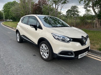 Used Renault Captur 2016 for sale - 79049497: Photo