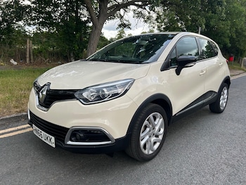 Used Renault Captur 2016 for sale - 79049497: Photo