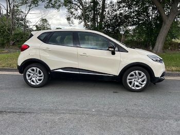 Used Renault Captur 2016 for sale - 79049497: Photo