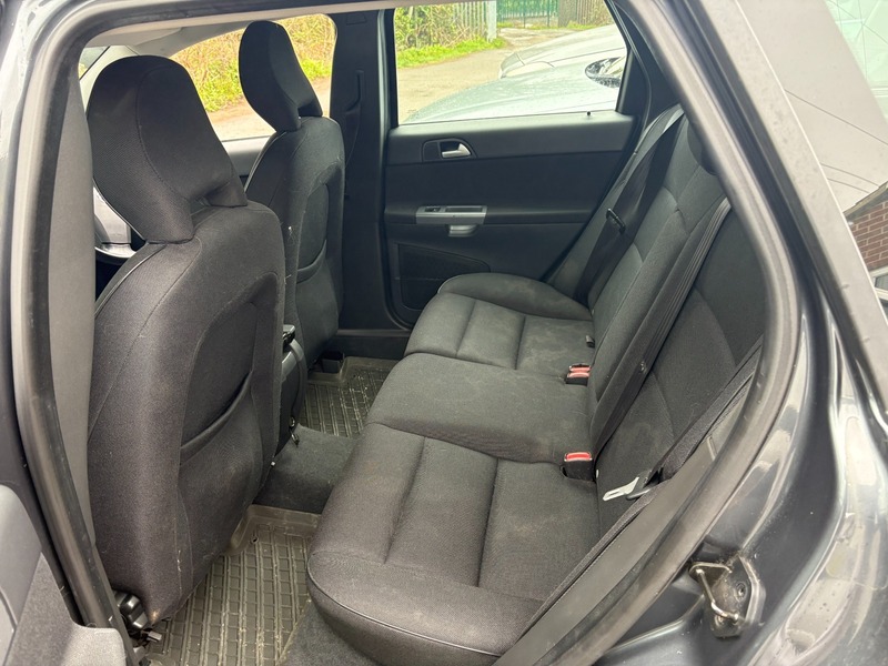 Used Volvo V50 2010 for sale - 78045255: Photo 11