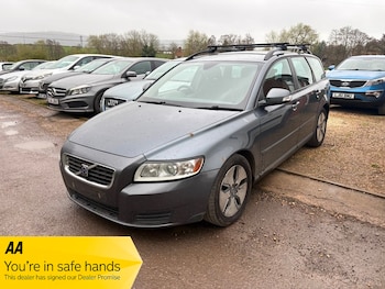 Used Volvo V50 2010 for sale - 78045255: Photo
